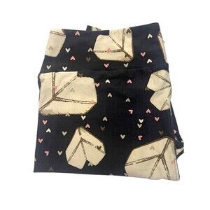 LuLaRoe TC Leggings Tall & Curvy Love Letter Envelope Heart Print Soft Stretch